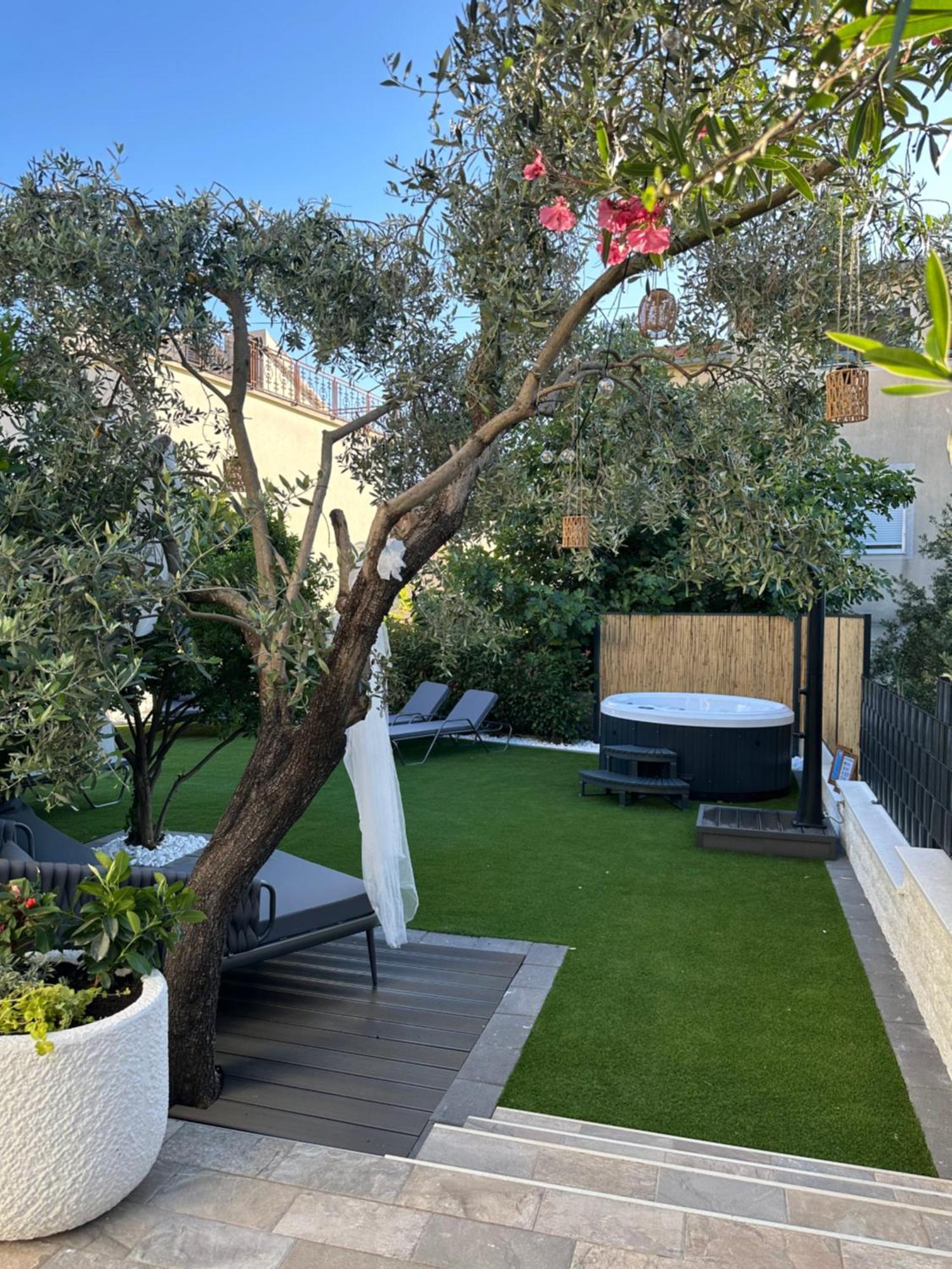 Apartman Regius White Trogir Eksteriør billede